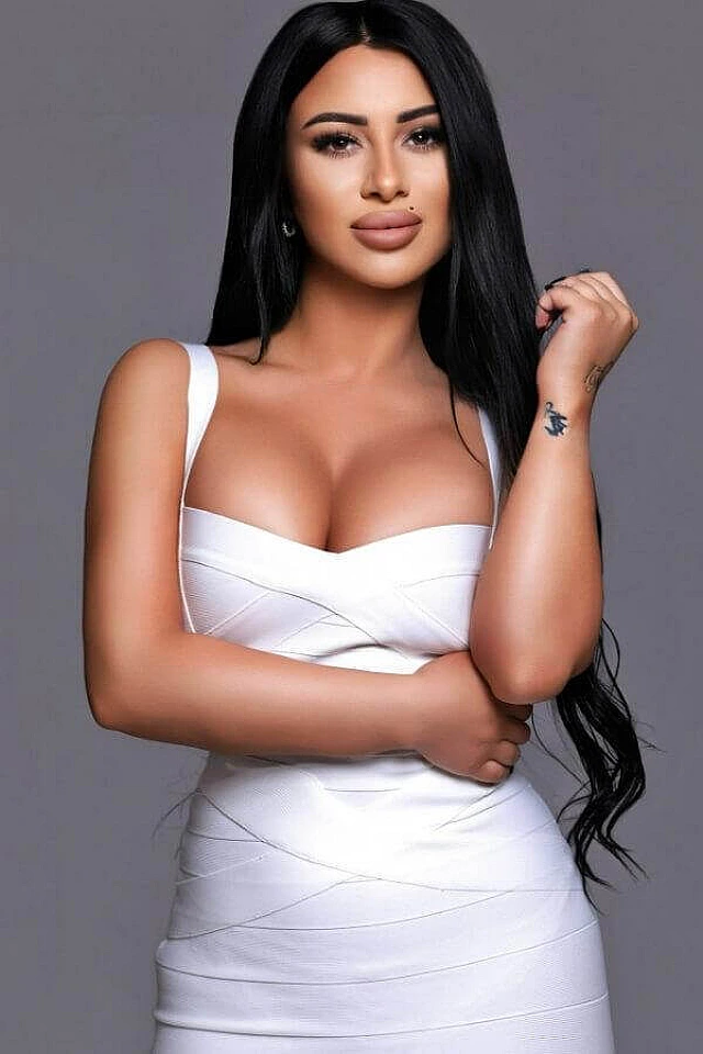 Yasmin - Photo 7