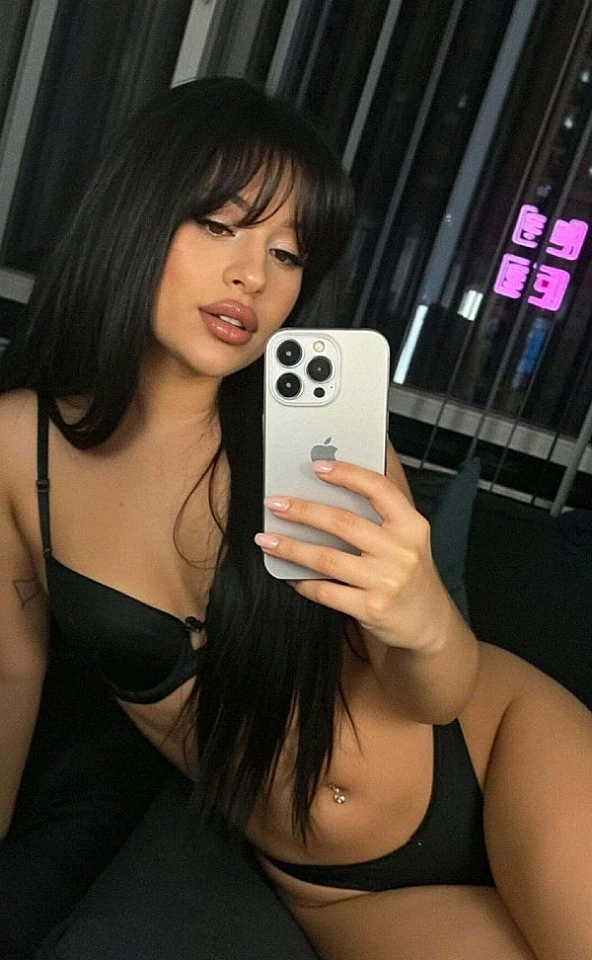 Tina - Photo 2
