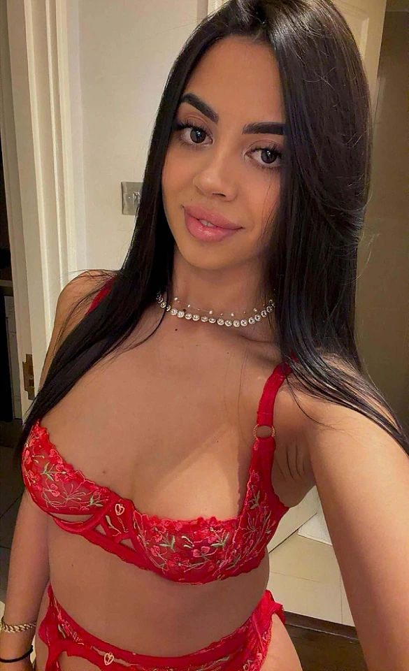 Kamila - Photo 20