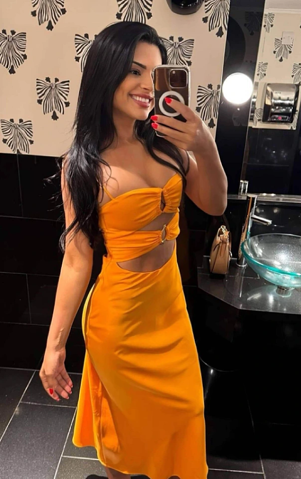 Lauren - Photo 3