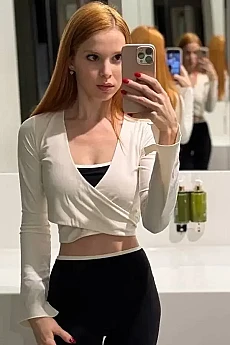 Dionce selfie