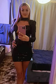 Olesya selfie