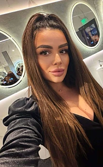 Brianna selfie