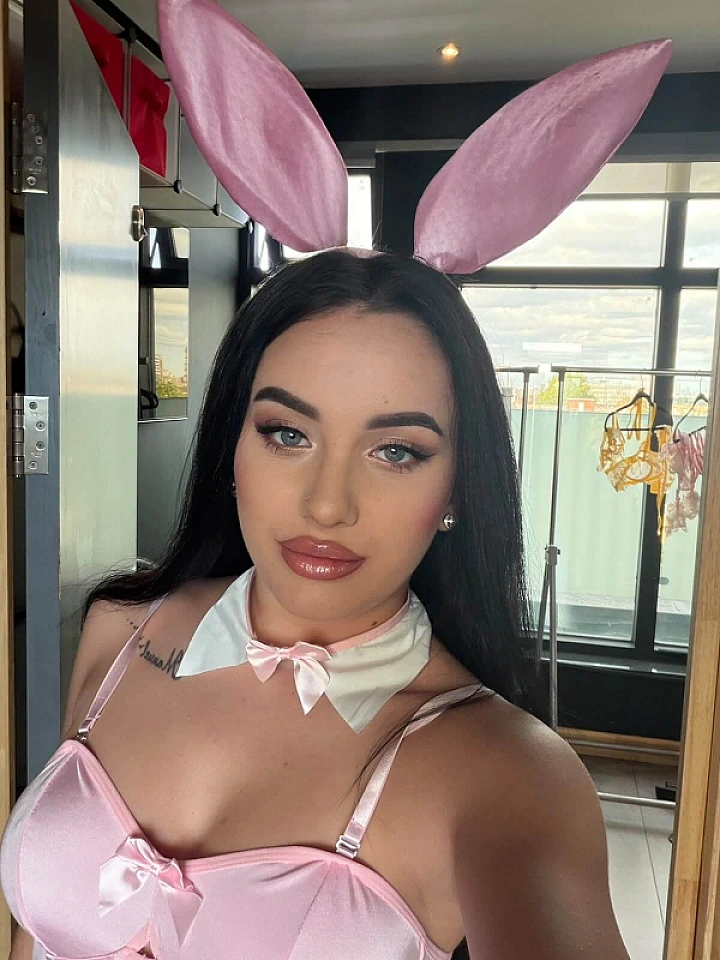 Billie - Selfie 1