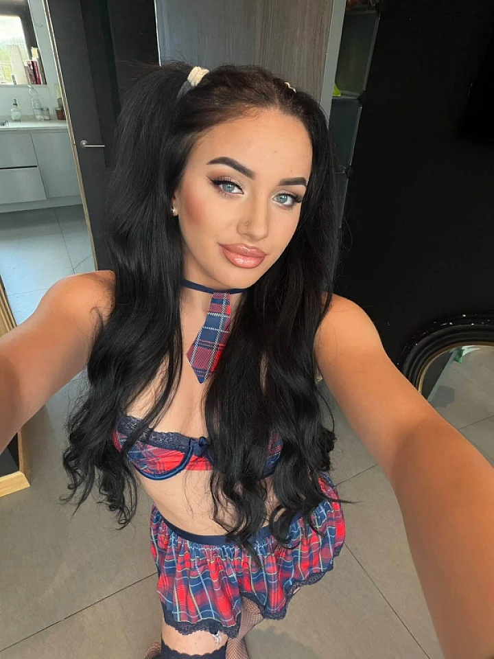 Billie - Selfie 2